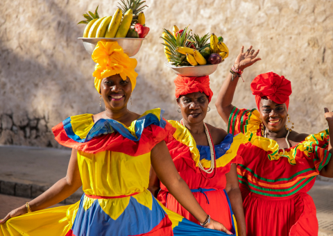 //www.azuatravel.com/cdn/images/content/recomendados/colombia.png